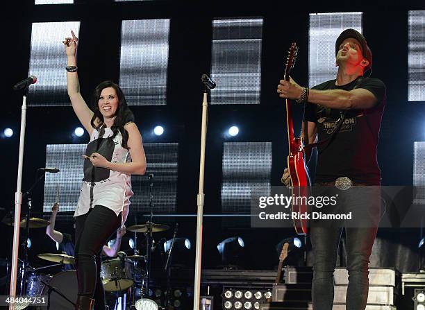 Shawna Thompson and Keifer Thompson of Thompson Square perform at Country Thunder USA In Florence, Arizona - Day 1 on April 10, 2014 in Florence,...