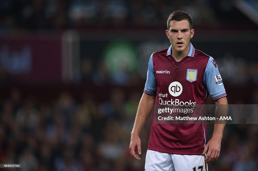 Aston Villa v Manchester United - Premier League