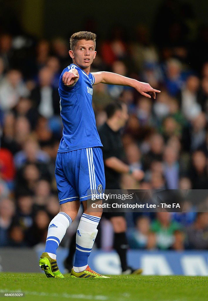 Chelsea U18 v Arsenal U18 - FA Youth Cup Semi Final: First Leg