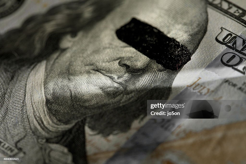 100 USD banknotes