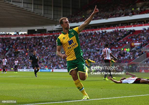 Steven Whittaker of Norwich City celebrates scoring his team's second goal during the Barclays Premier League match between Sunderland and Norwich...