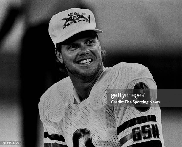 Jim McMahon of the Chicago Bears laughs circa 1980s.