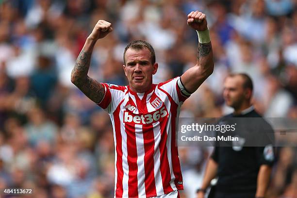 Glenn Whelan of Stoke City celebrates his team's second goal during the Barclays Premier League match between Tottenham Hotspur and Stoke City at...