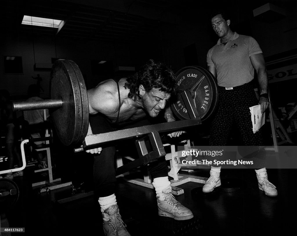 Lyle Alzado of the Los Angeles Raiders...