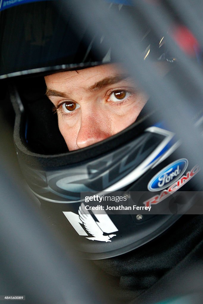 Bojangles' Southern 500 - Practice