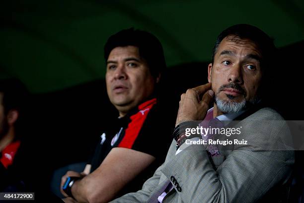Gustavo Matosas coach of Atlas watches the game during a 5th round match between Atlas and Puebla as part of the Apertura 2015 Liga MX at Jalisco...
