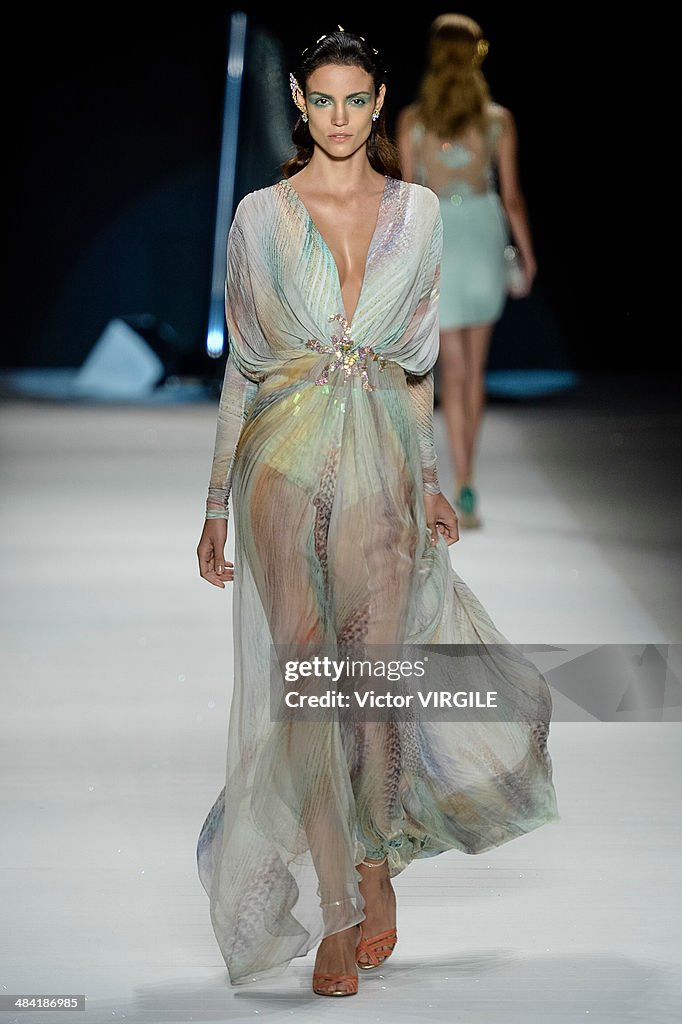 Victor Dzenk - Rio de Janeiro Fashion Week Spring Summer 2014/2015