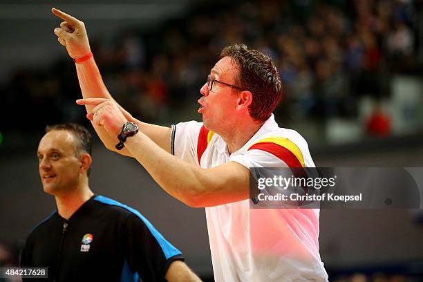 Head coach Chris Fleming of Germany issues instructions during the men's Basketball friendly match between Germany and Croatia at OEVB-Arena on...