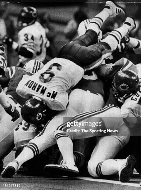 Jim McMahon of the Chicago Bears dives into the end zone circa 1980s.