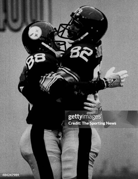 John Stallworth of the Pittsburgh Steelers celebrates with Lynn Swann circa 1970s.