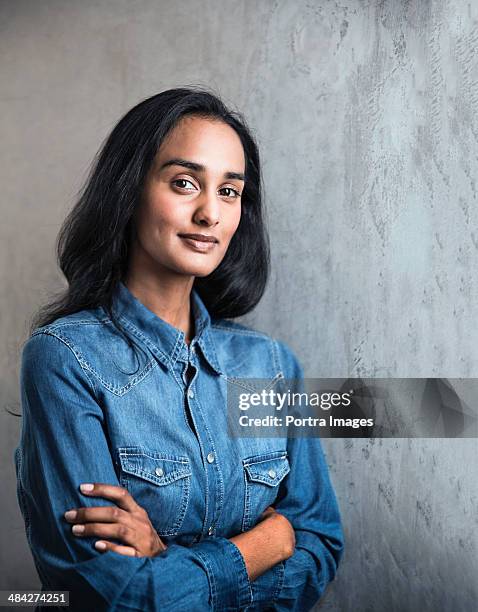 confident woman. - strength confidence woman studio stockfoto's en -beelden