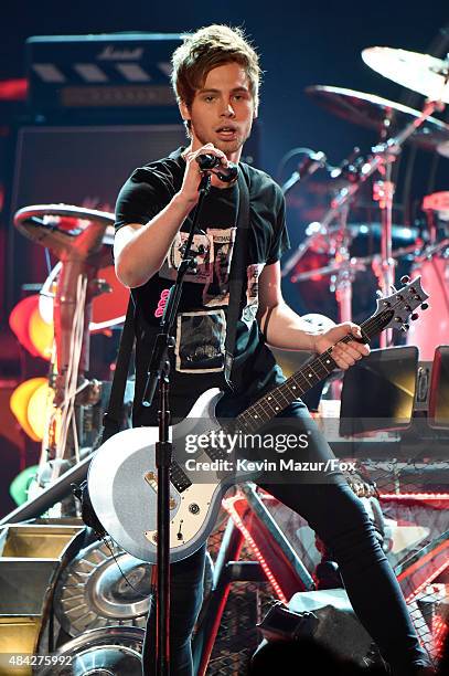 Musician Luke Hemmings of 5 Seconds of Summer performs onstage during the Teen Choice Awards 2015 at the USC Galen Center on August 16, 2015 in Los...