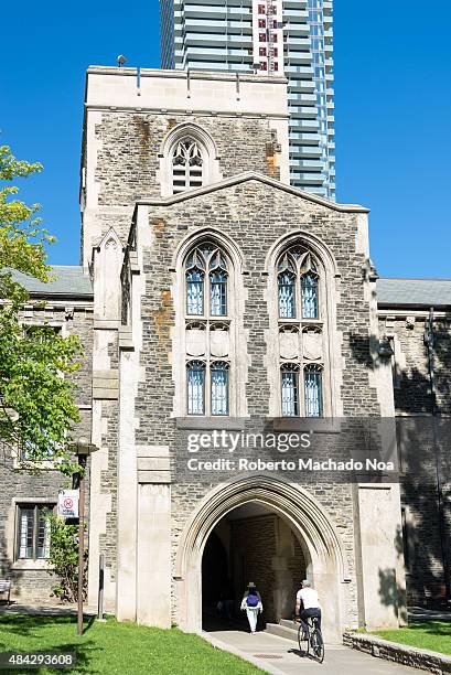 Uoftn University Of Toronto Old Buildings Photos and Premium High Res ...
