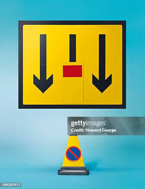 traffic sign - dead end stock pictures, royalty-free photos & images