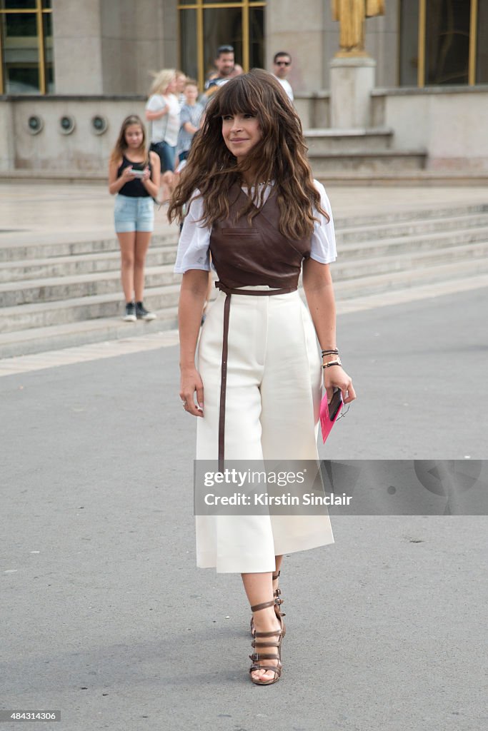 Street Style - Paris Fashion Week : Haute Couture Fall/Winter 2015/2016 : Day Three