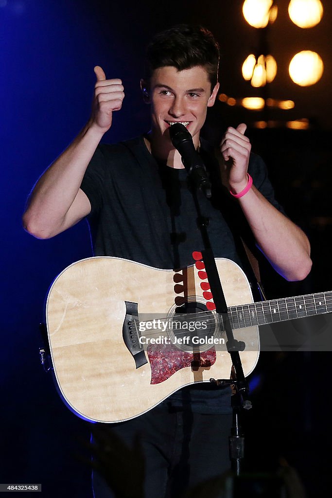 Shawn Mendes In Concert - Los Angeles, CA