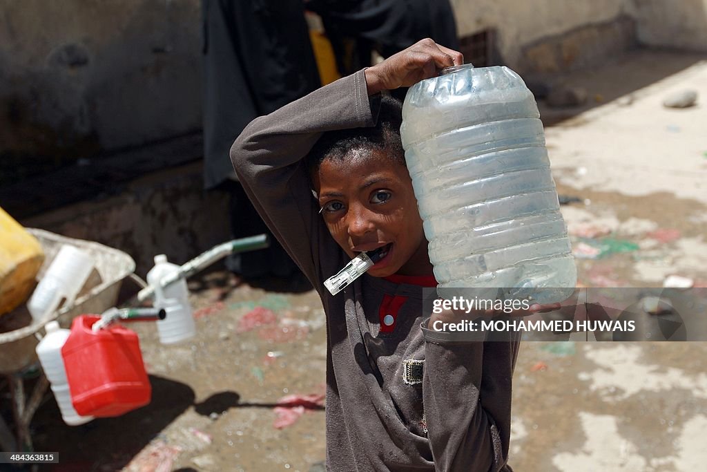 YEMEN-THEME-WATER