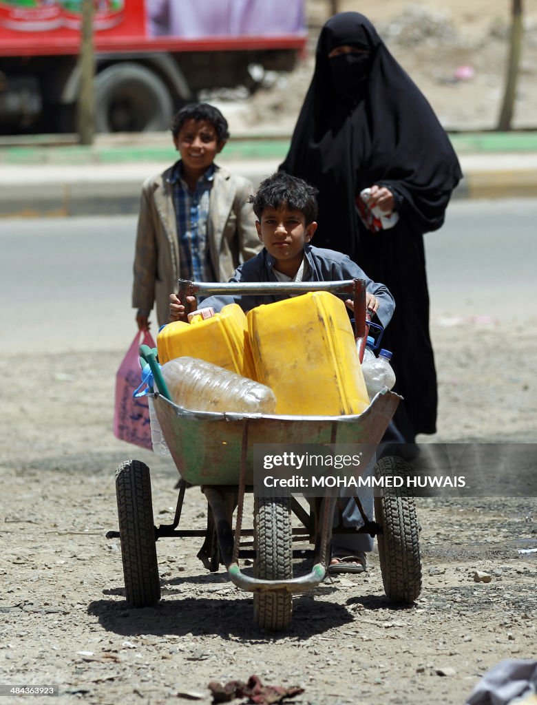 YEMEN-THEME-WATER