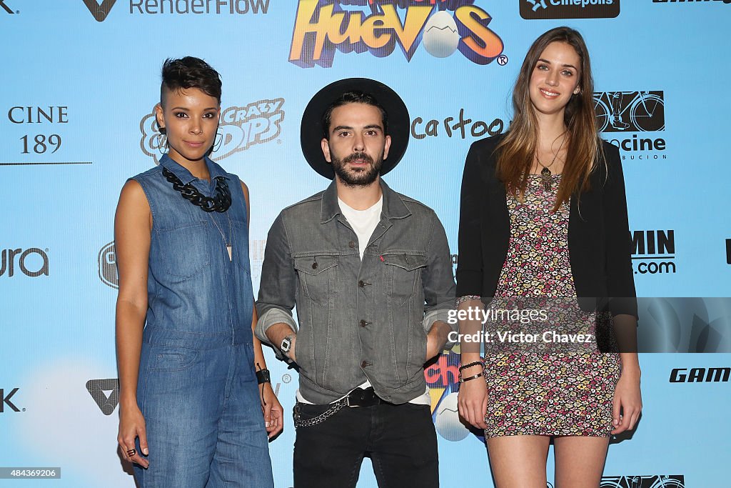 "Un Gallo Con Muchos Huevos" Mexico City Premiere - Red Carpet