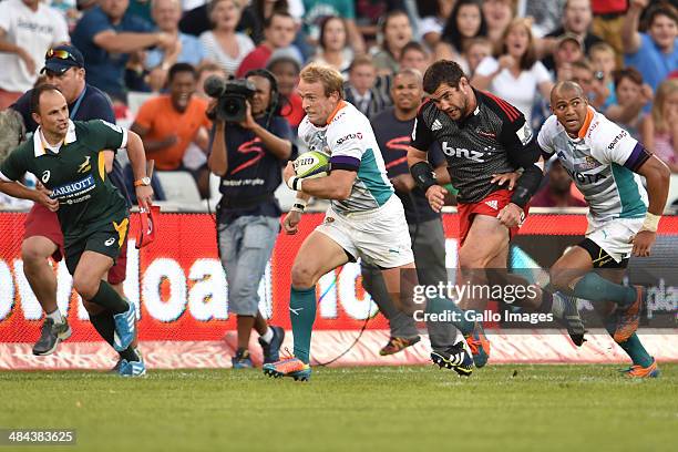 Sarel Pretorius of the Cheetahs in action during the Round 9 Super Rugby match between Toyota Cheetahs and Crusaders at Vodacom Park on April 12,...