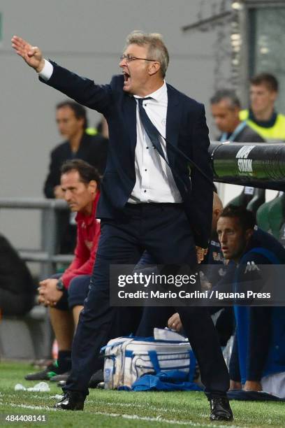 Ivo Pulga head coach of Cagliari Calcio reacts during the Serie A match US Sassuolo Calcio and Cagliari Calcio on April 12, 2014 in Sassuolo, Italy.