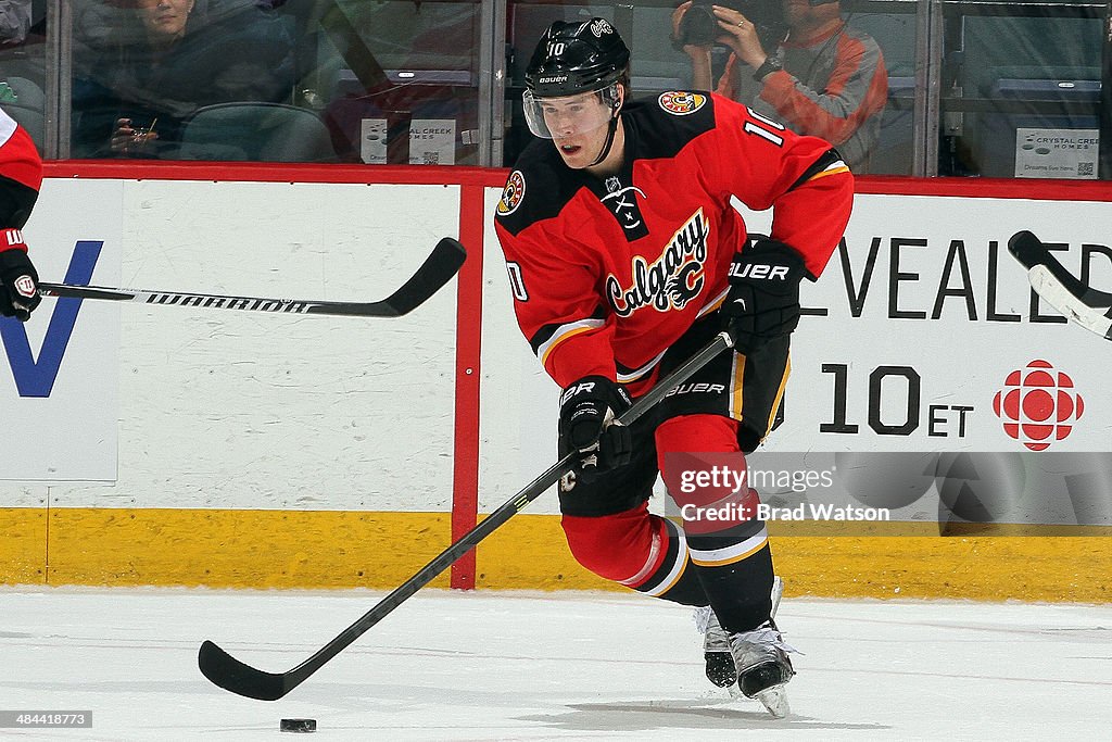 Ottawa Senators v Calgary Flames