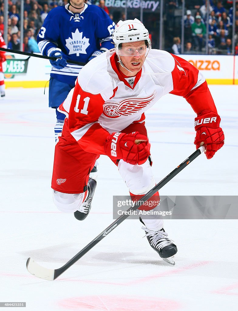 Detroit Red Wings v Toronto Maple Leafs