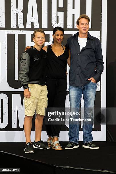 Thomas Heinze; Jackie Brown and Sam Brown attend the 'Straight Outta Compton' European premiere at CineStar on August 18, 2015 in Berlin, Germany.