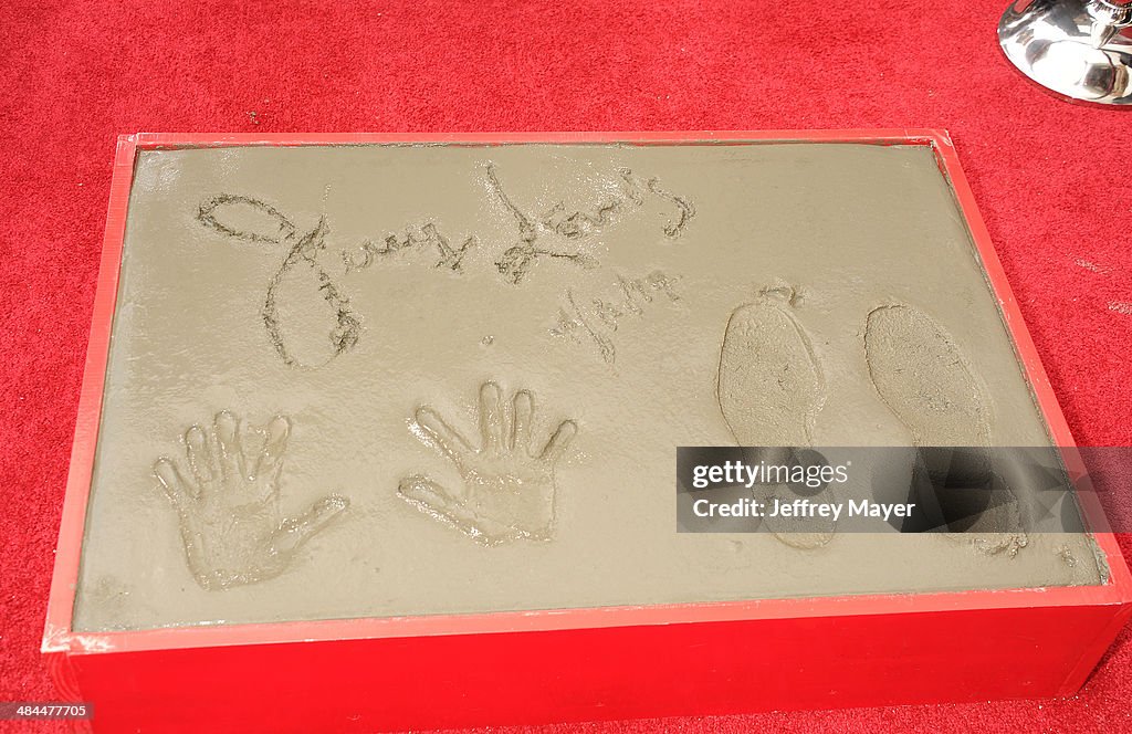 2014 TCM Classic Film Festival - Jerry Lewis Hand And Footprint Ceremony
