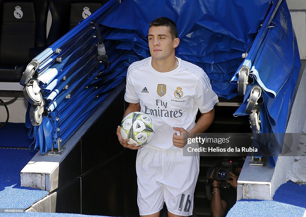 Real Madrid Unveil New Signing Mateo Kovacic