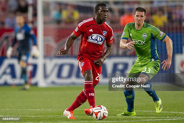 Hendry Thomas of the FC Dallas controls the ball against the Seattle Sounders FC on April 12, 2014 at Toyota Stadium in Frisco, Texas.