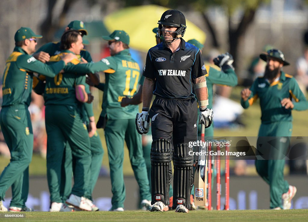 South Africa v New Zealand - First ODI