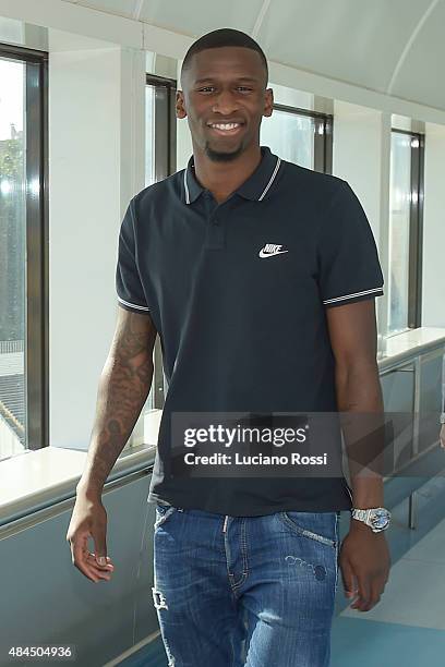 Seargeant Rudiger Roma Unveils New Signing Antonio Rudiger Photos and Premium High Res ...