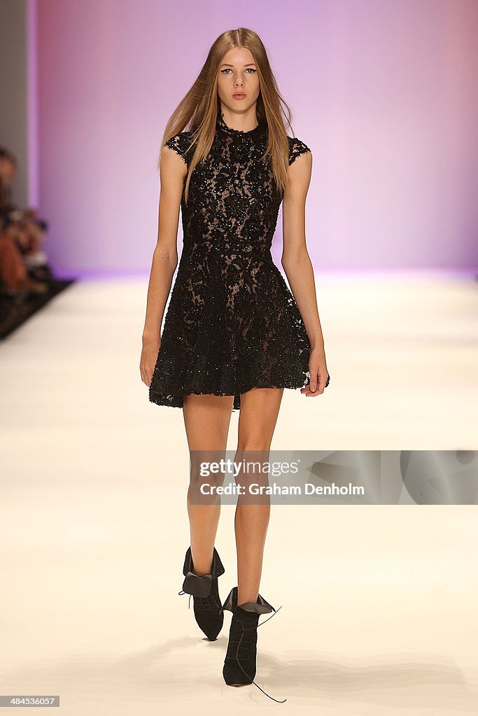 Best of #MBFWA - Runway Day 2: Mercedes-Benz Fashion Week Australia 2014 - Weekend Edition