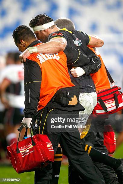 Jeremy Thrush of Wellington leaves the field injured during the round two ITM Cup match between North Harbour and Wellington at QBE Stadium on August...