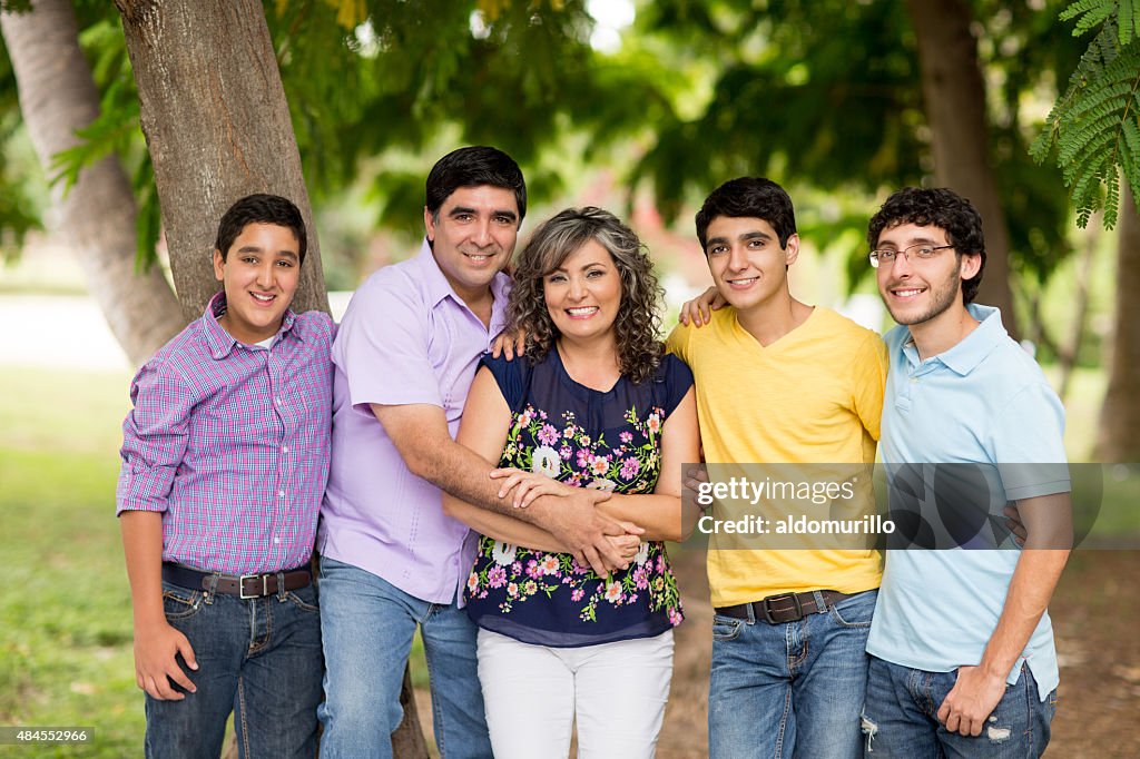 Sonrisa feliz familia