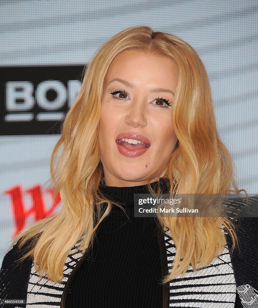 Iggy Azealea Greets Fans At Westfield Miranda