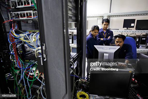Computer Hourphilippines 48 Cebu It Park Stock Photos, High-Res Pictures, and Images - Getty Images