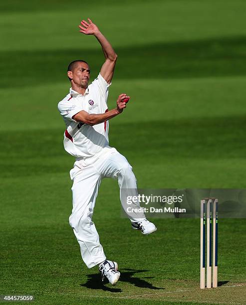 Alfonso Thomas of Somerset bowls during day one of the LV County Championship Division One match at The County Ground on April 13, 2014 in Taunton,...