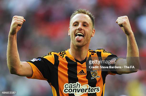 David Meyler of Hull City celebrates their victory after the FA Cup Semi-Final match between Hull City and Sheffield United at Wembley Stadium on...