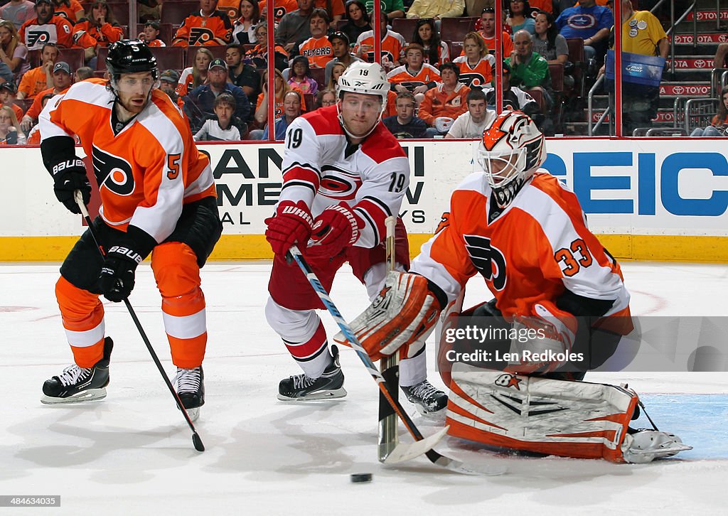 Carolina Hurricanes v Philadelphia Flyers