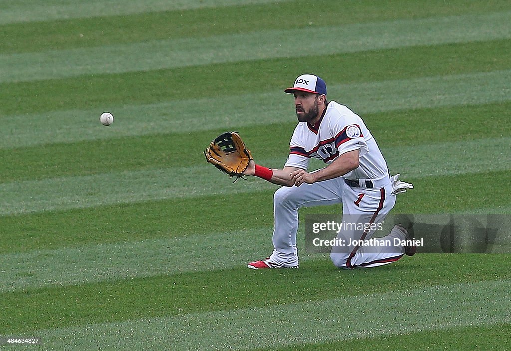 Cleveland Indians v Chicago White Sox