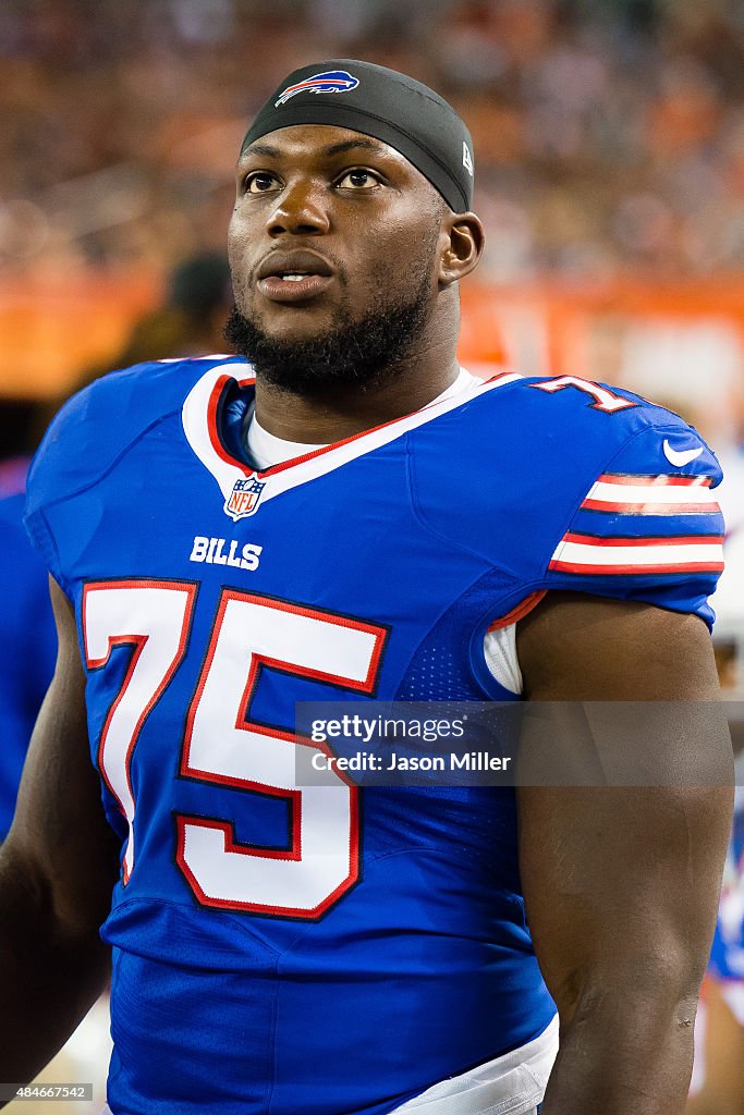 Buffalo Bills v Cleveland Browns