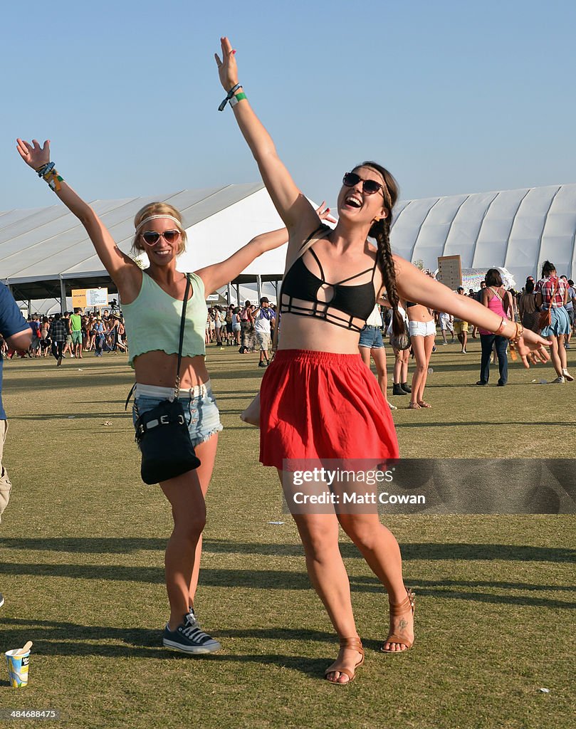 Street Style At The 2014 Coachella Valley Music and Arts Festival