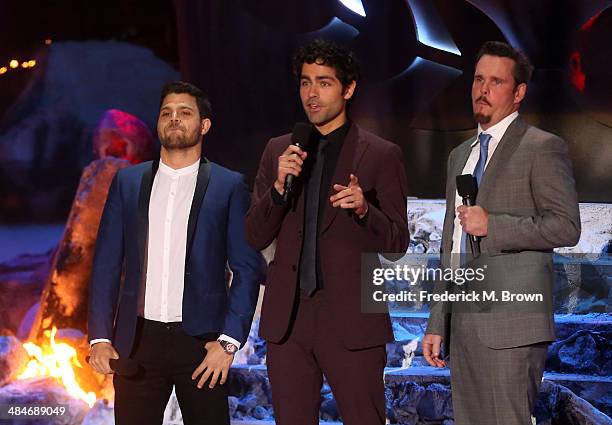 Actors Jerry Ferrara, Adrian Grenier and Kevin Dillon speak onstage at the 2014 MTV Movie Awards at Nokia Theatre L.A. Live on April 13, 2014 in Los...