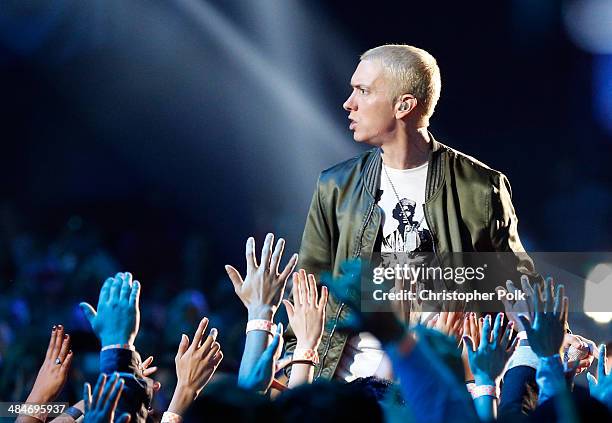 M M The Rapper Eminem Red Carpet Photos and Premium High Res Pictures - Getty Images