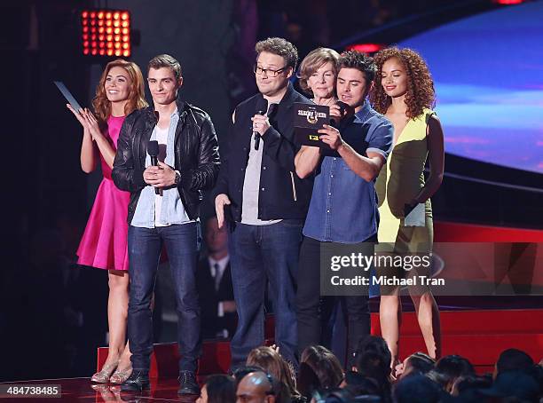 Actors Peyton McCormick, Dave Franco, Sandra Daubert, Seth Rogen, Zac Efron and Tiffany Luce speak onstage during the 2014 MTV Movie Awards held at...