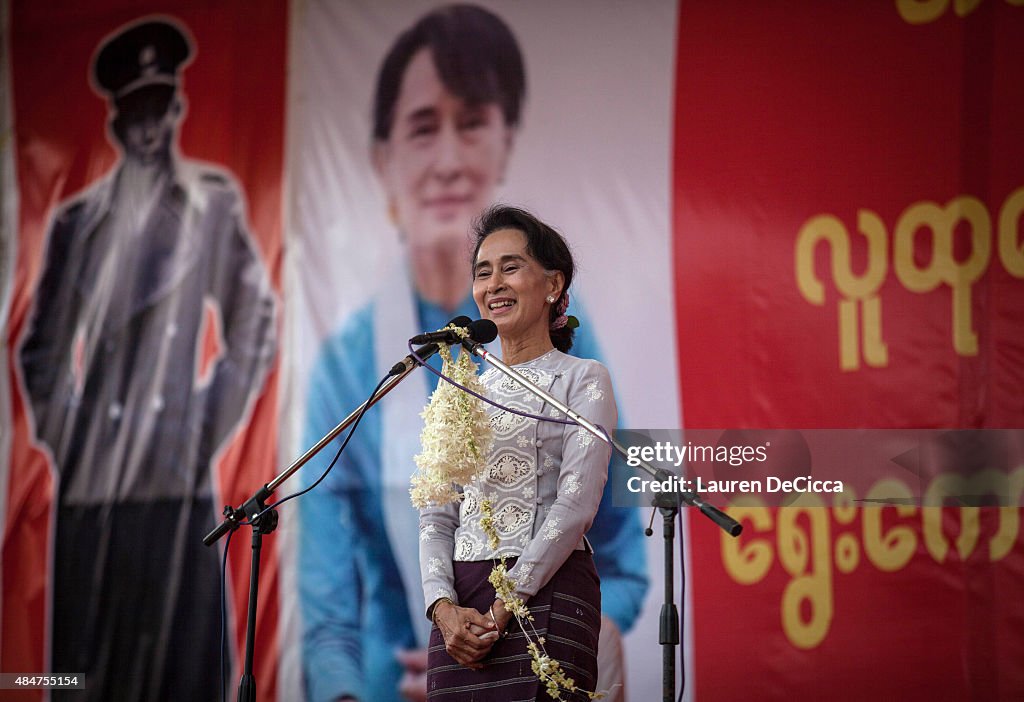 Aung Sun Suu Kyi Makes Speech Ahead Of Myanmar Elections