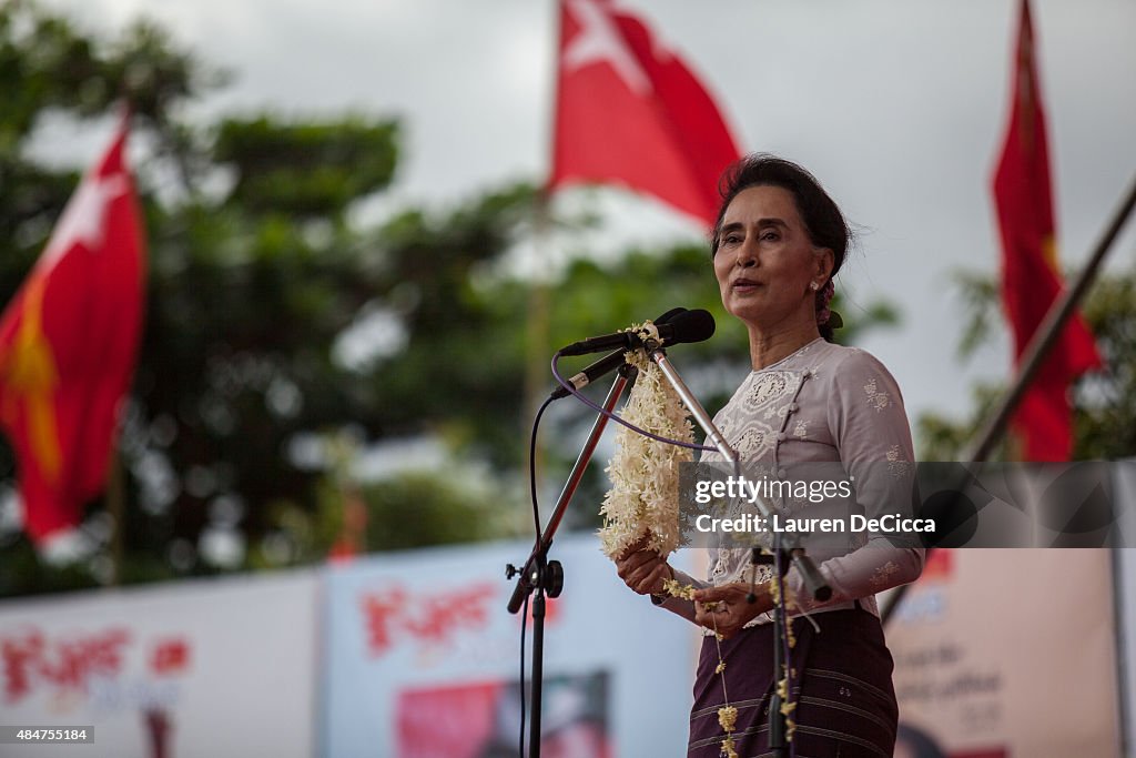 Aung Sun Suu Kyi Makes Speech Ahead Of Myanmar Elections