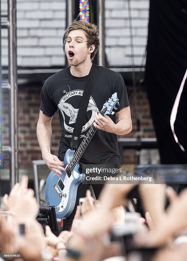 5 Seconds Of Summer Perform On ABC's "Good Morning America"